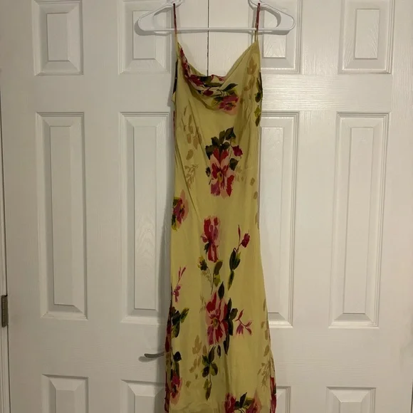 Vintage Yellow Floral Midi Dress - Picture 2 of 8
